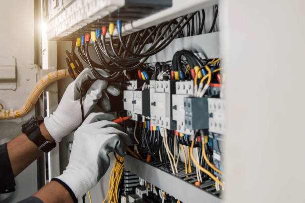 Best Residential Electrician Services  in Petaluma, CA